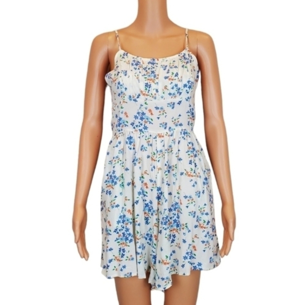 CI Sono floral spaghetti straps romper size S